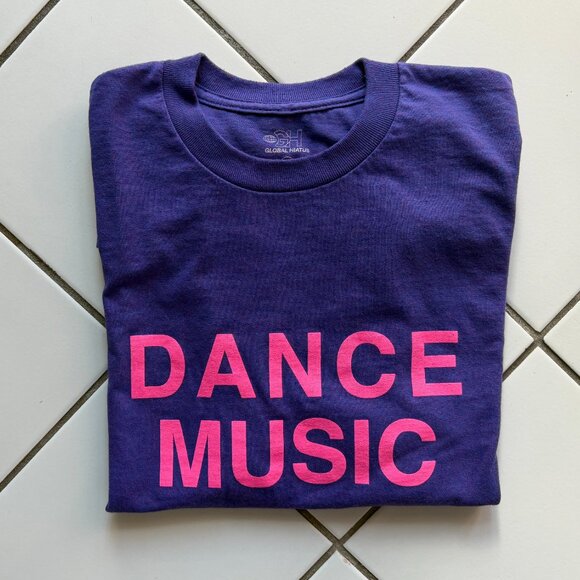 'Dance Music' Graphic T-shirt (purple/pink) - Picture 5 of 5